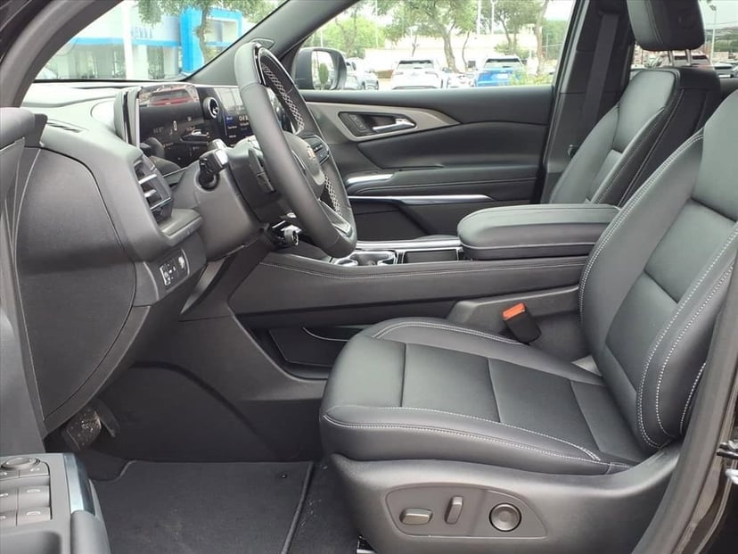 2026 Chevrolet Traverse - Image 16