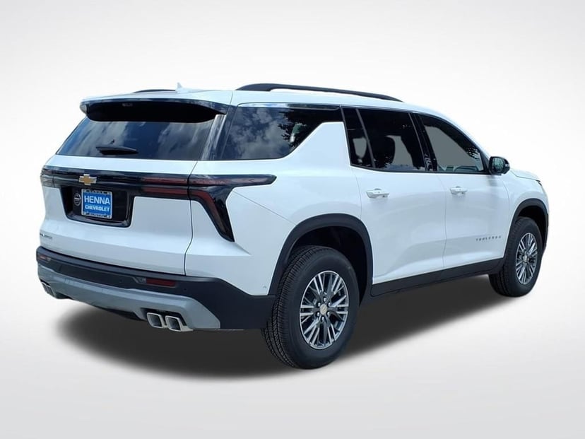 2026 Chevrolet Traverse - Image 4