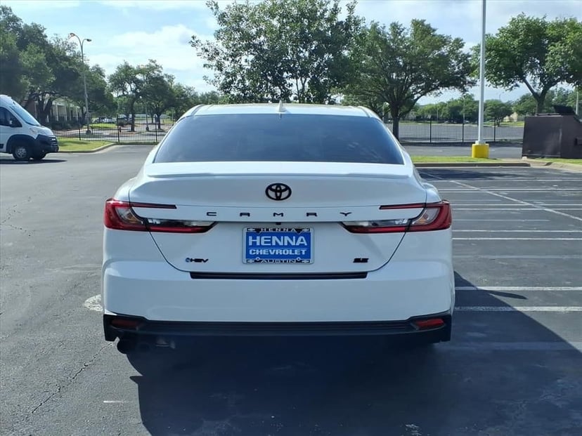 2025 Toyota Camry - Image 6