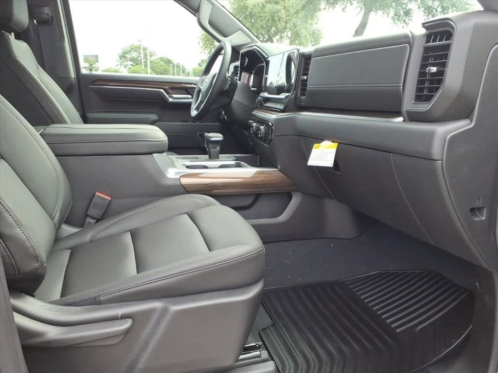 2026 Chevrolet Silverado 1500 - Image 21