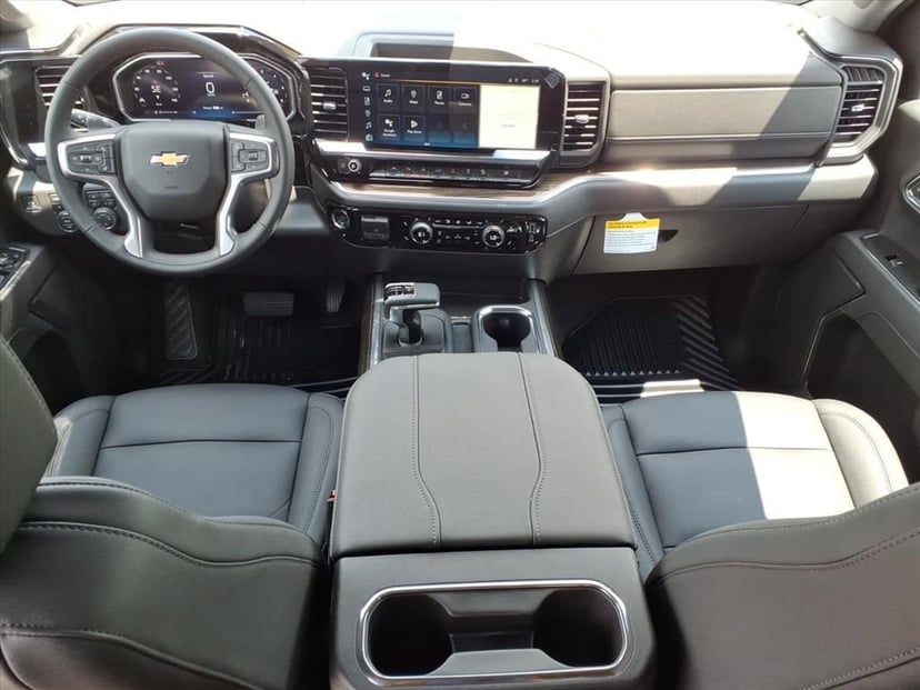2026 Chevrolet Silverado 1500 - Image 17
