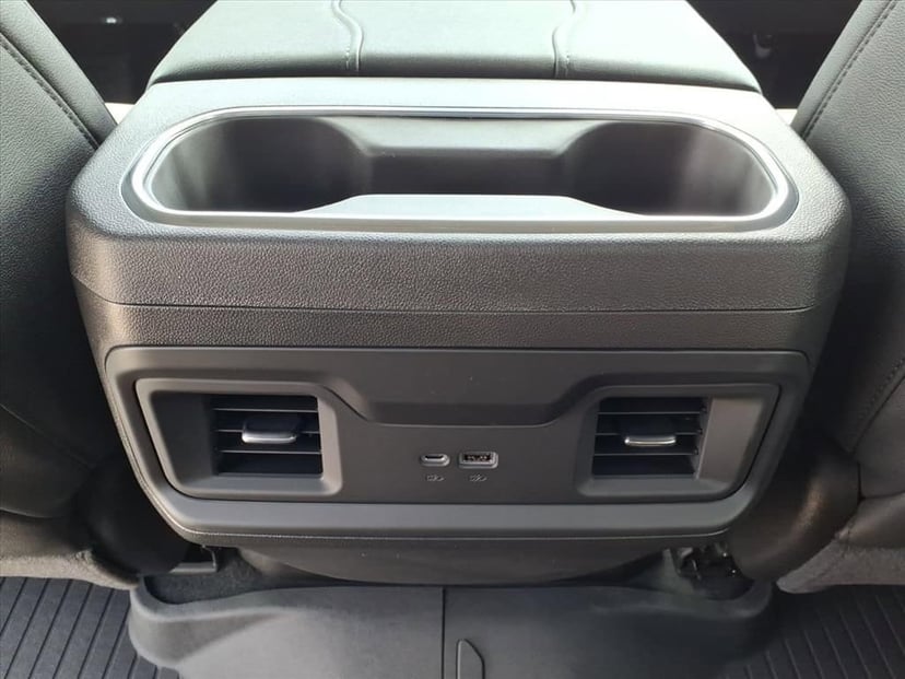 2026 Chevrolet Silverado 1500 - Image 18