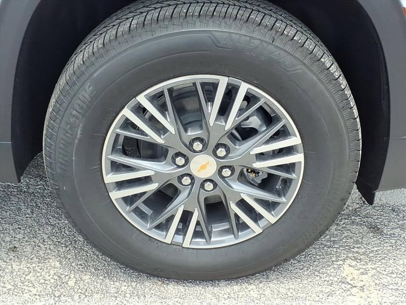 2026 Chevrolet Traverse - Image 10