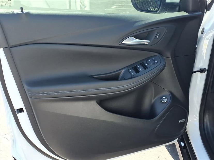 2026 Buick Encore GX - Image 18