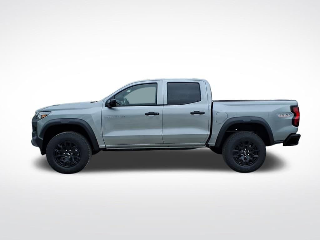 2026 Chevrolet Colorado - Image 8