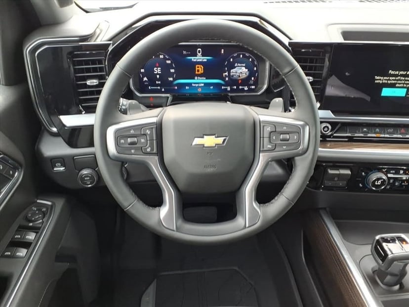 2026 Chevrolet Silverado 1500 - Image 21