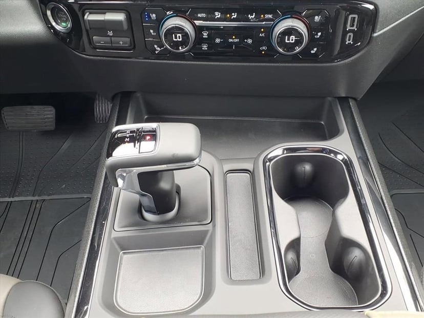 2026 Chevrolet Silverado 1500 - Image 20