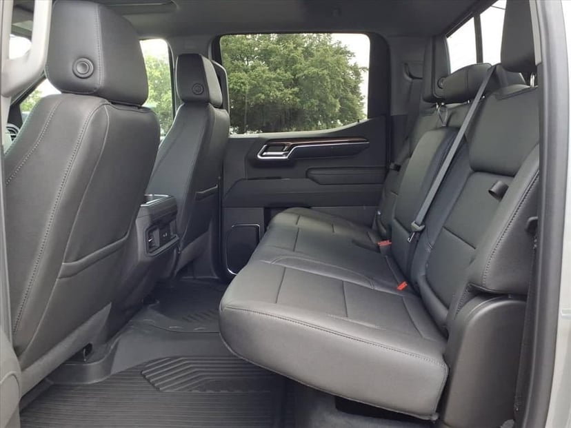 2026 Chevrolet Silverado 1500 - Image 16