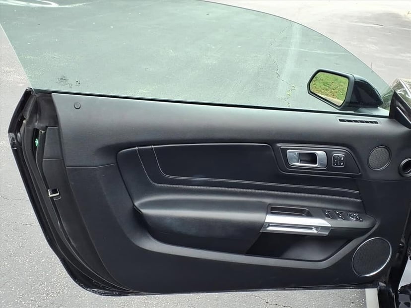 2023 Ford Mustang - Image 16