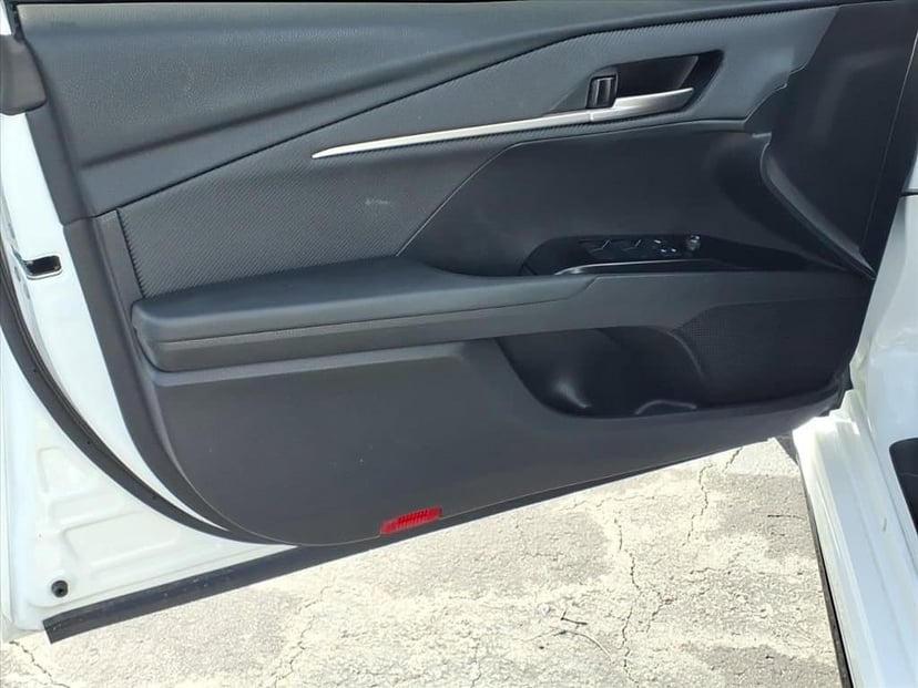 2025 Toyota Camry - Image 12