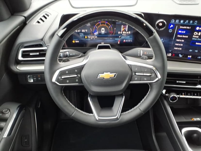 2026 Chevrolet Traverse - Image 25