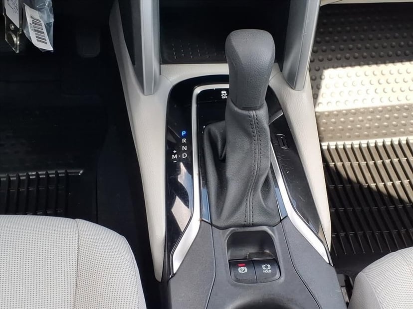 2023 Toyota Corolla Cross - Image 18