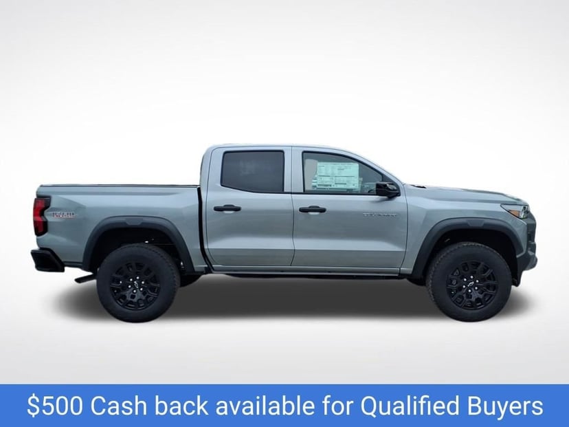 2026 Chevrolet Colorado - Image 3