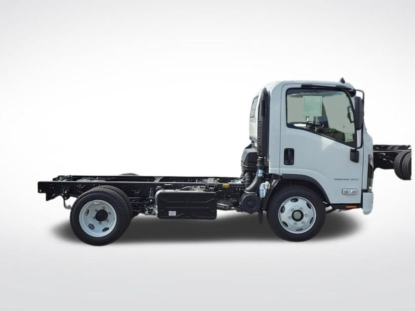2025 Chevrolet Low Cab Forward 5500 XD - Image 1