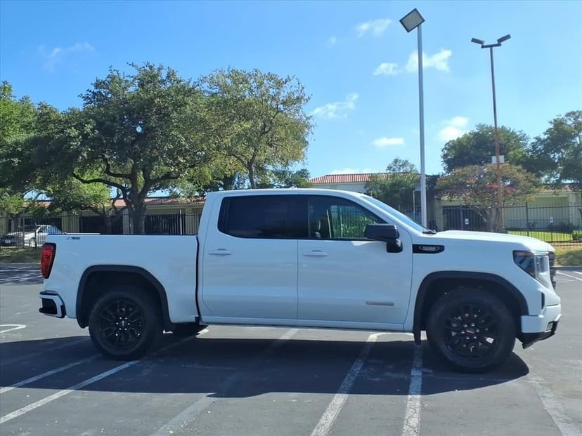 2023 GMC Sierra 1500 - Image 1