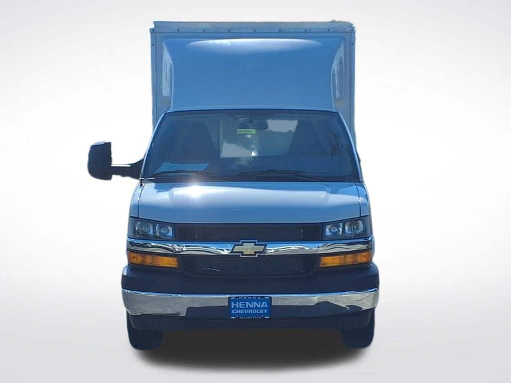 2025 Chevrolet Express Cutaway 3500