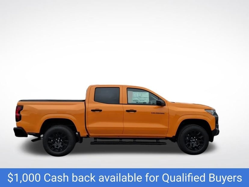 2026 Chevrolet Colorado - Image 3