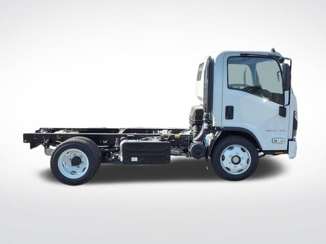 2025 Chevrolet Low Cab Forward 5500 XD