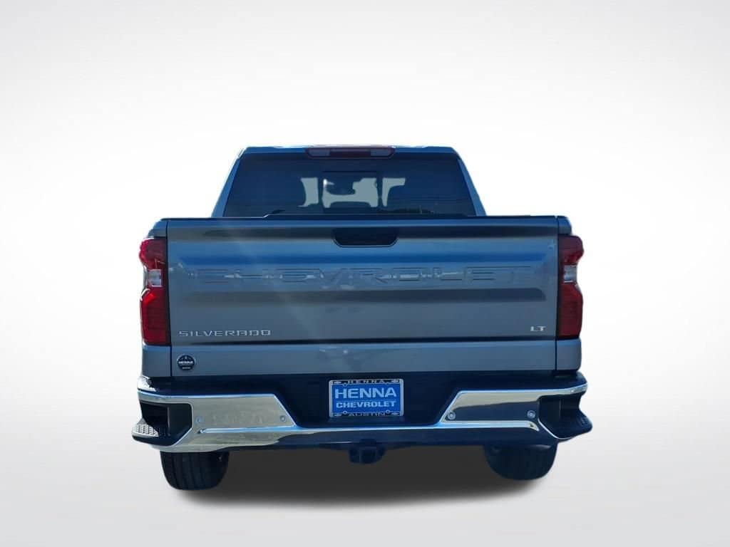 2026 Chevrolet Silverado 1500 - Image 4