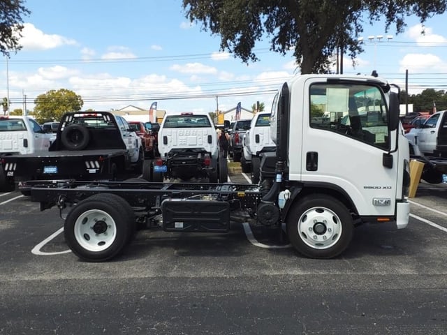2025 Chevrolet Low Cab Forward 5500 XD