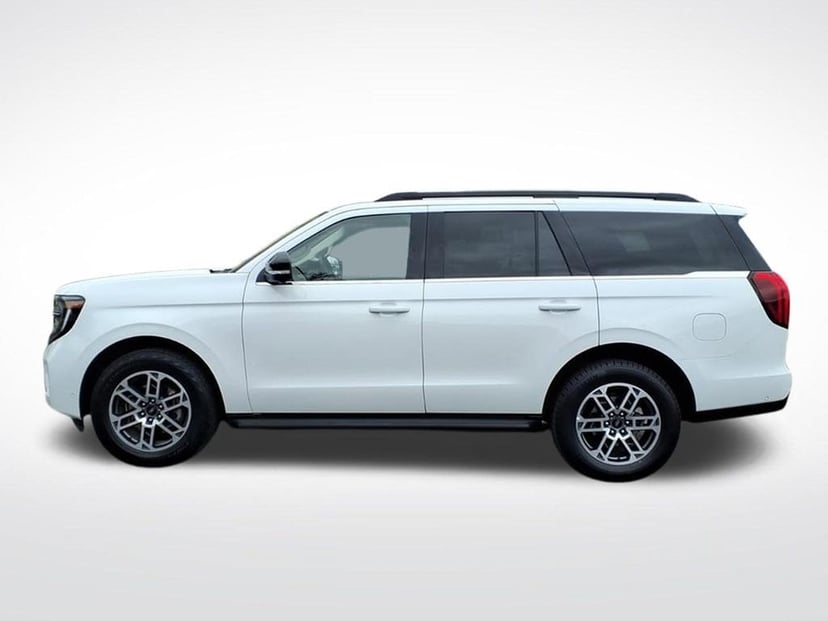 2025 Ford Expedition - Image 4