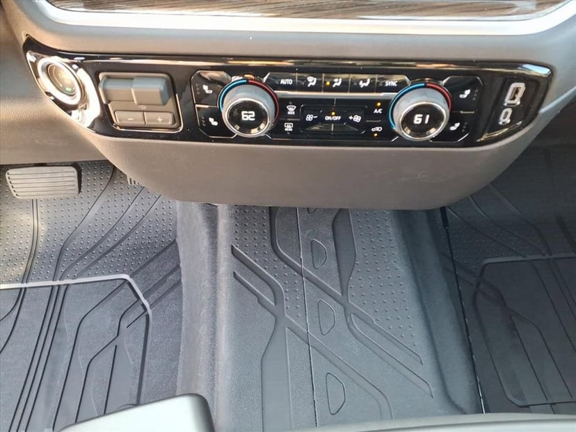 2026 Chevrolet Silverado 1500 - Image 21