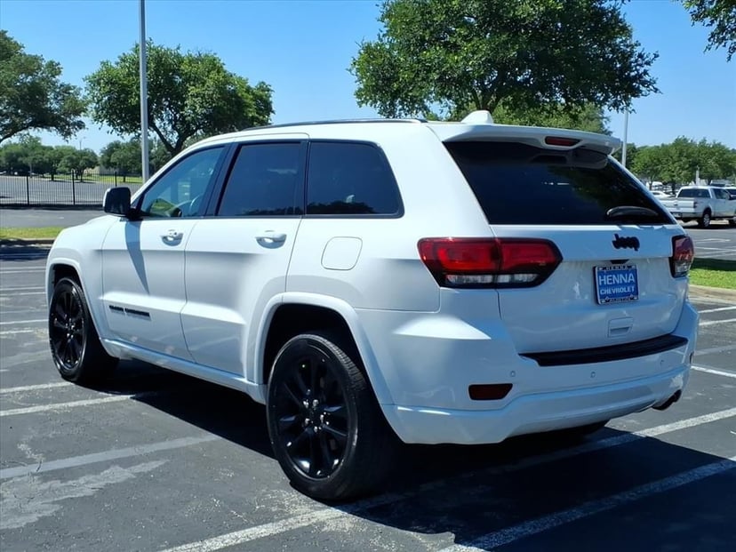 2021 Jeep Grand Cherokee - Image 4