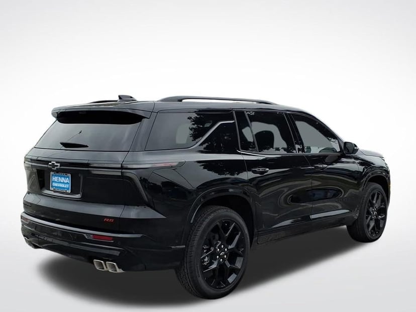 2026 Chevrolet Traverse - Image 4