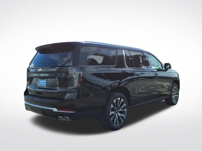 2026 Chevrolet Suburban - Image 2