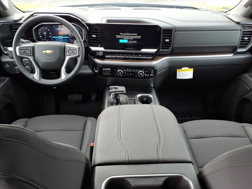 2026 Chevrolet Silverado 1500 - Image 17