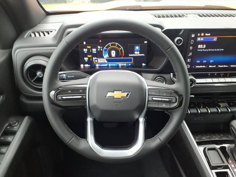 2026 Chevrolet Colorado - Image 18