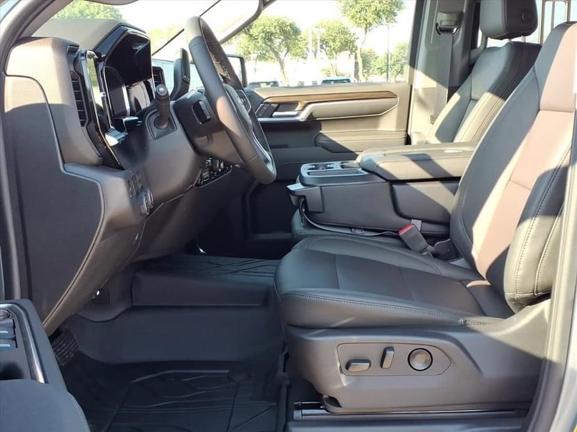 2026 Chevrolet Silverado 1500 - Image 16