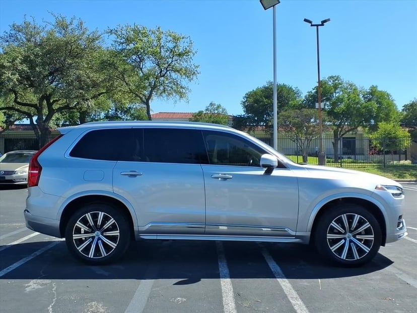 2022 Volvo XC90