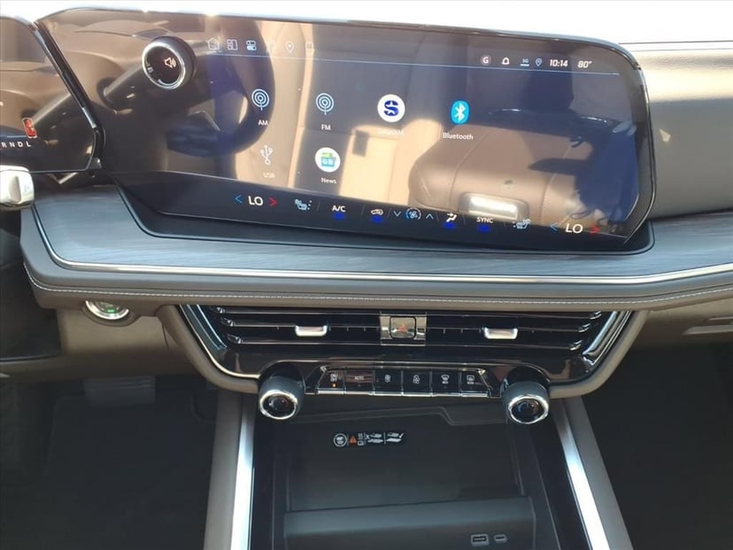 2026 Chevrolet Suburban - Image 24