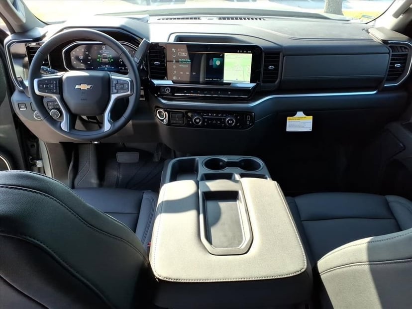 2026 Chevrolet Silverado 1500 - Image 19