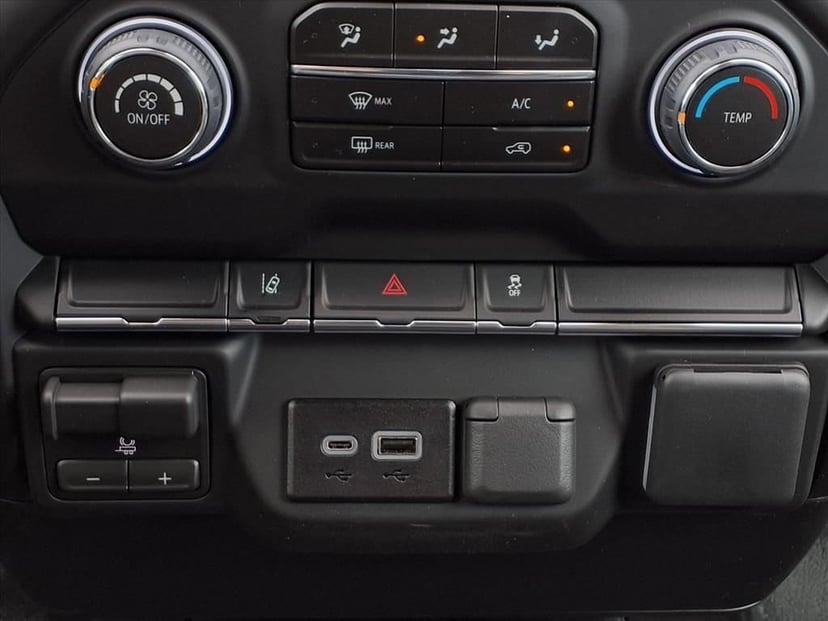 2026 Chevrolet Silverado 2500 HD - Image 21