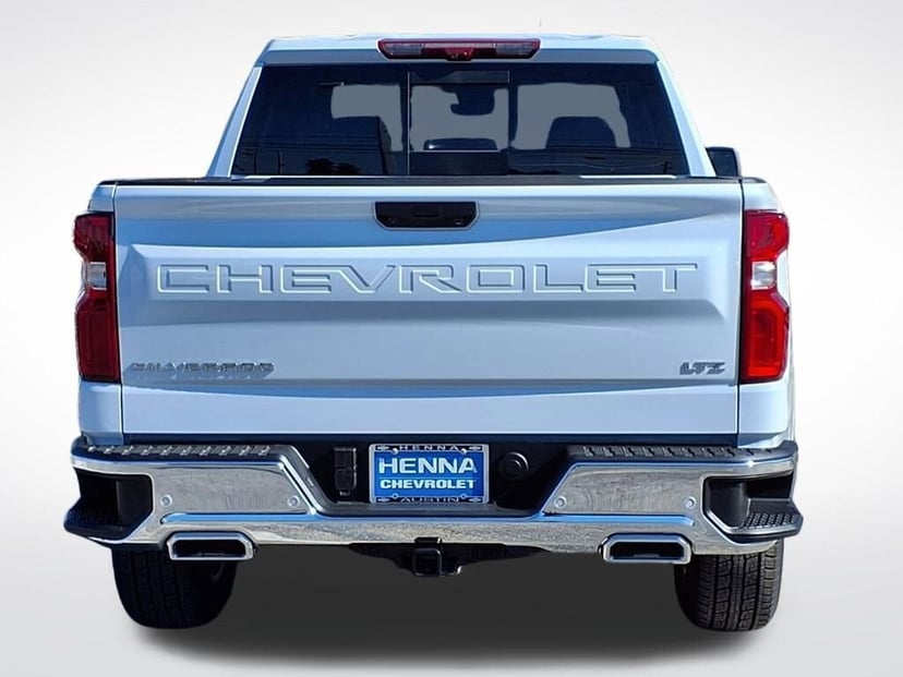 2026 Chevrolet Silverado 1500 - Image 3