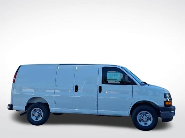 2026 Chevrolet Express Cargo