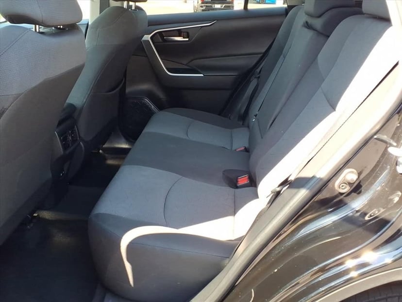 2022 Toyota RAV4 - Image 16