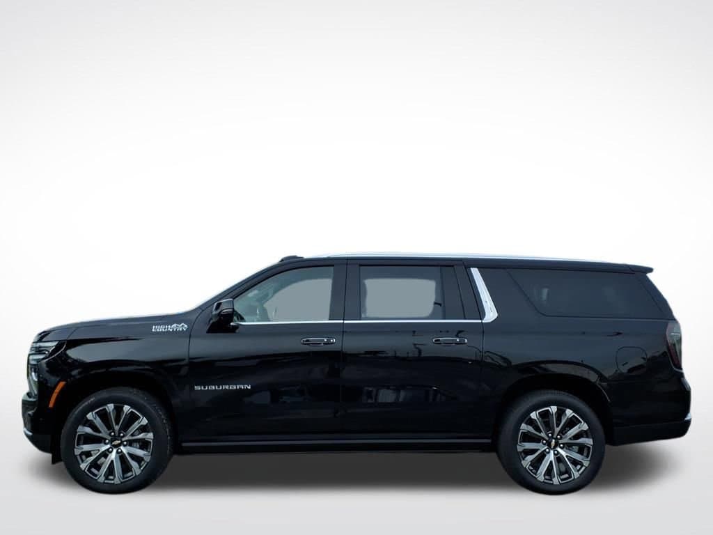 2026 Chevrolet Suburban - Image 7