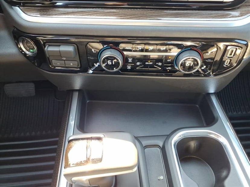 2026 Chevrolet Silverado 1500 - Image 21