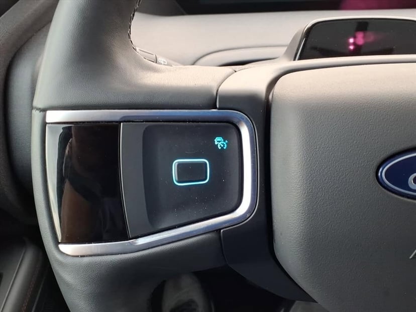 2025 Ford Expedition - Image 30