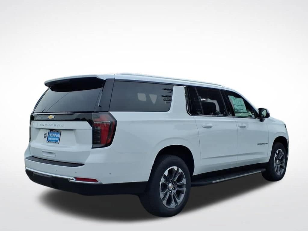 2026 Chevrolet Suburban - Image 4