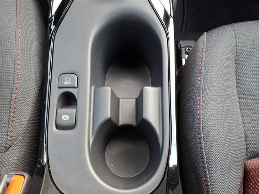 2025 Toyota Corolla - Image 21