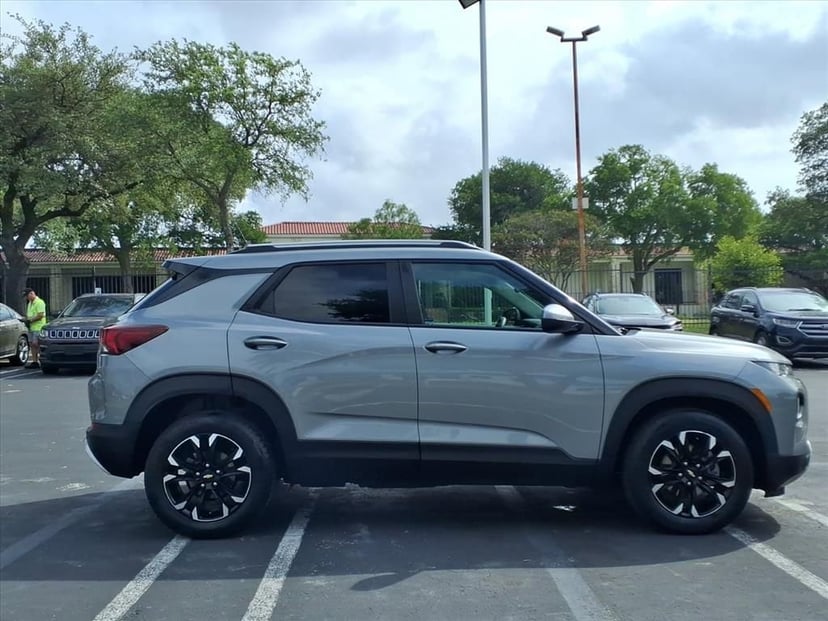 2023 Chevrolet Trailblazer - Image 3