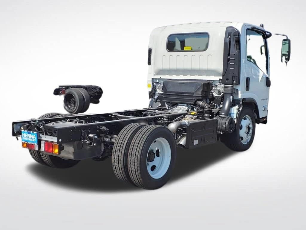 2025 Chevrolet Low Cab Forward 5500 XD - Image 2