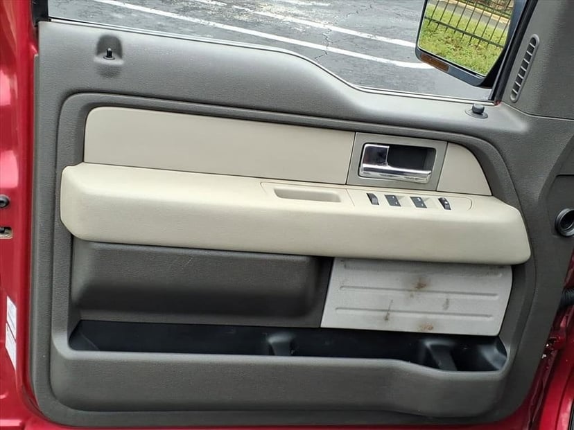 2010 Ford F-150 - Image 17