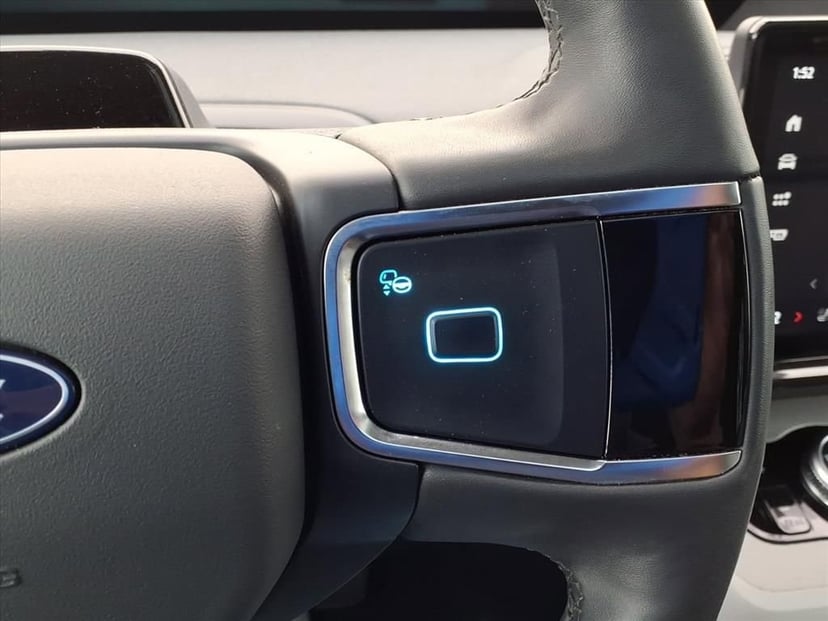 2025 Ford Expedition - Image 31