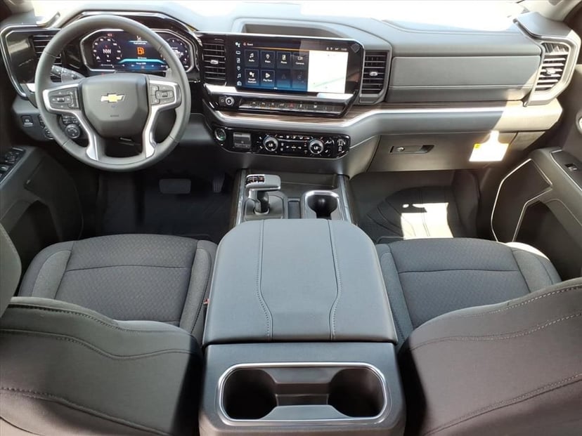 2026 Chevrolet Silverado 1500 - Image 19