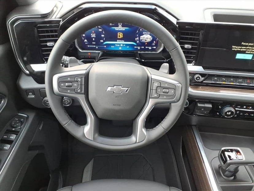 2026 Chevrolet Silverado 1500 - Image 15